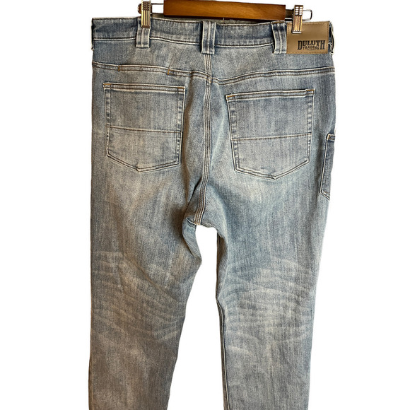 Duluth Trading Company Men’s Ballroom Double Flex Relaxed Fit Jeans - Picture 4 of 16